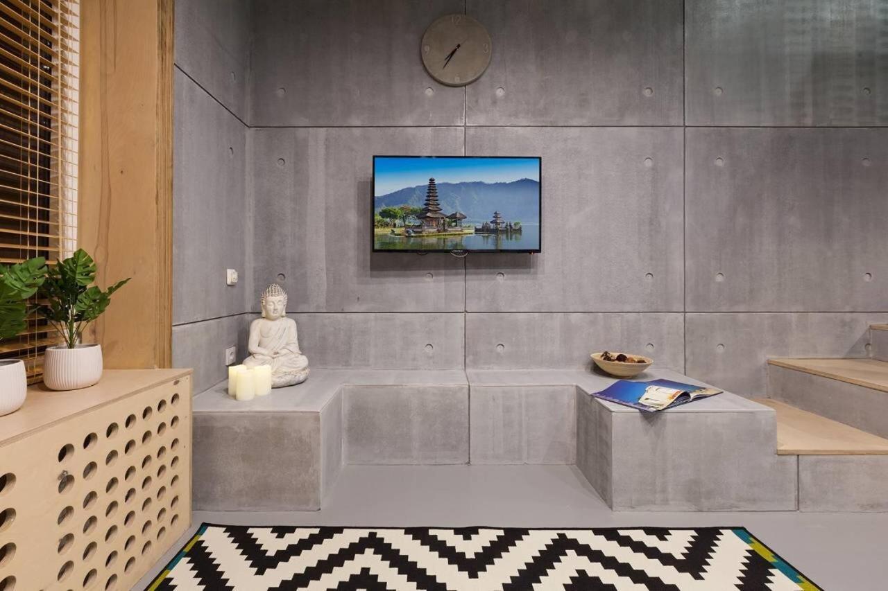 Hiport Apart Hotel Dnipro Extérieur photo